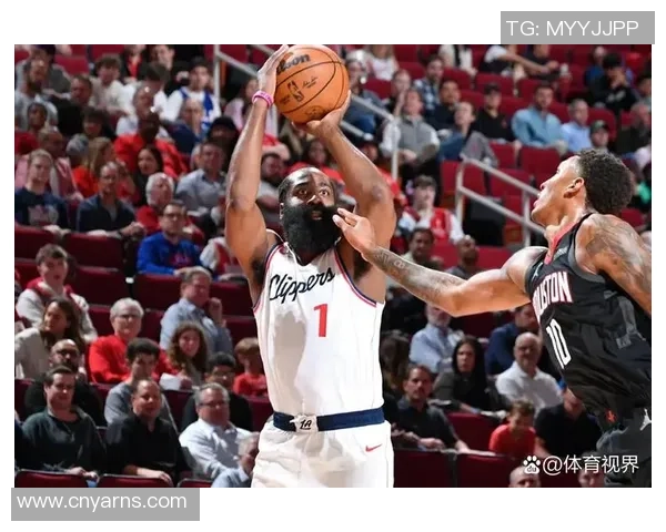 火箭队与快船队激战在即谁能在这场对决中笑到最后 火箭队与快船队激战在即谁能在这场对决中笑到最后