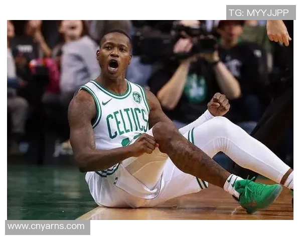 特里罗齐尔的篮球之路与成长历程探讨